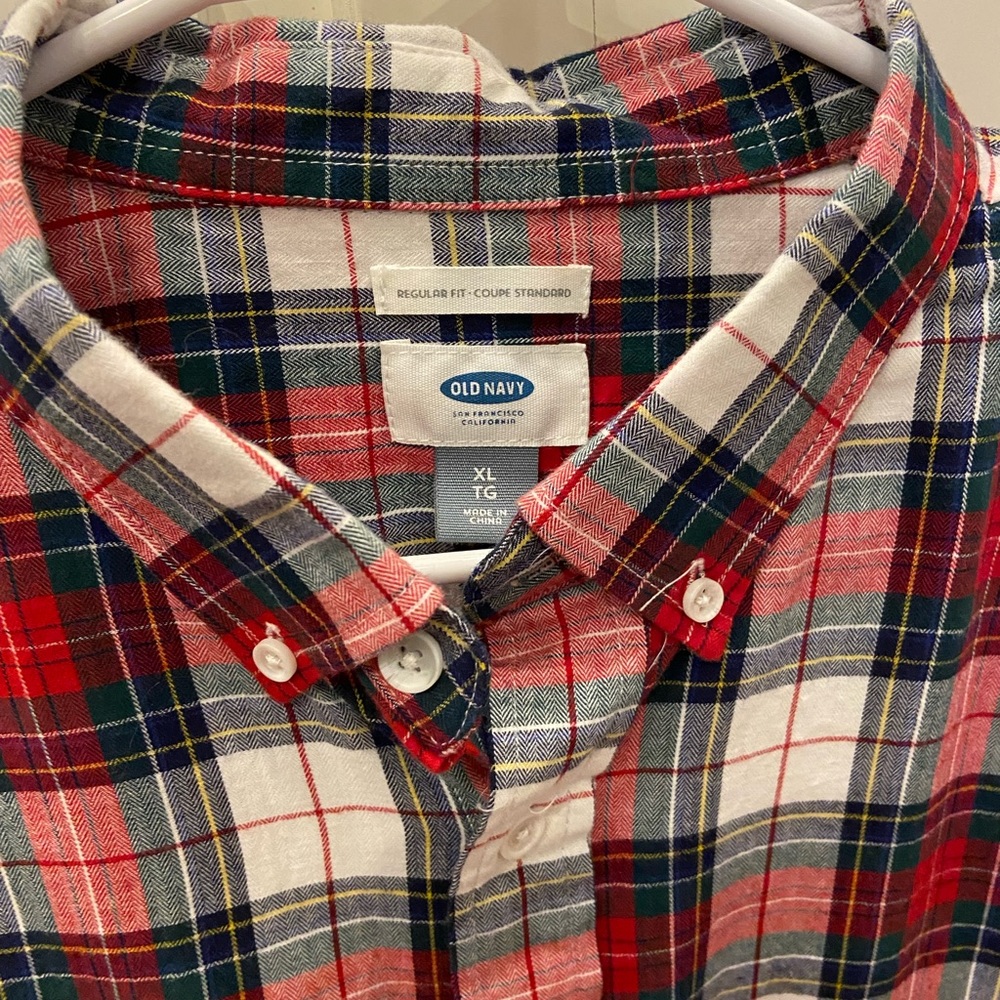 Button down - Picture 2 of 2